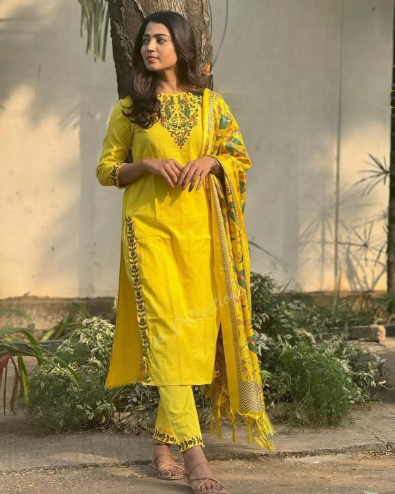 Women Embroidery Desgin Cotton Kurta Pant And Dupatta Set ( Yellow )