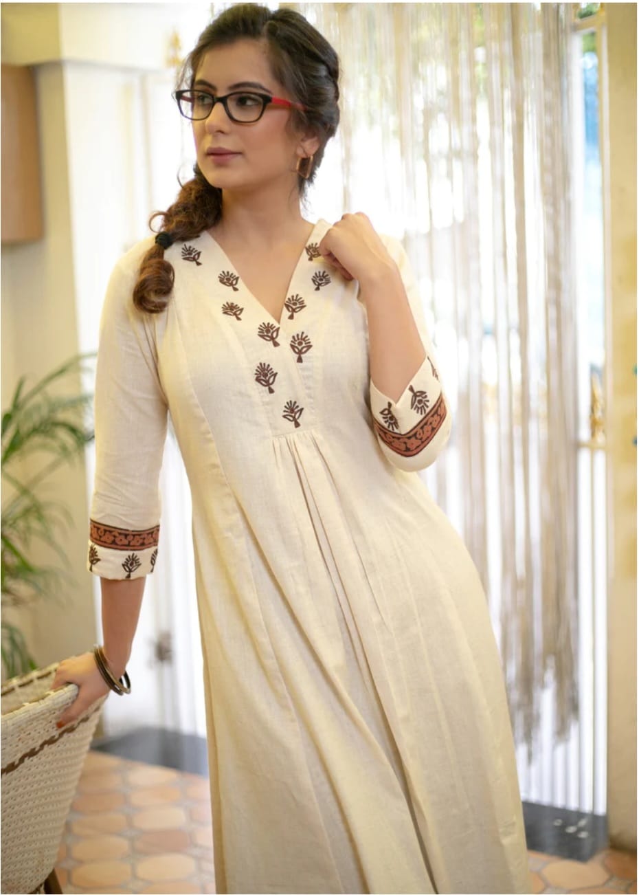 Stylish Pure Cotton Kurta And Pant Set For Women