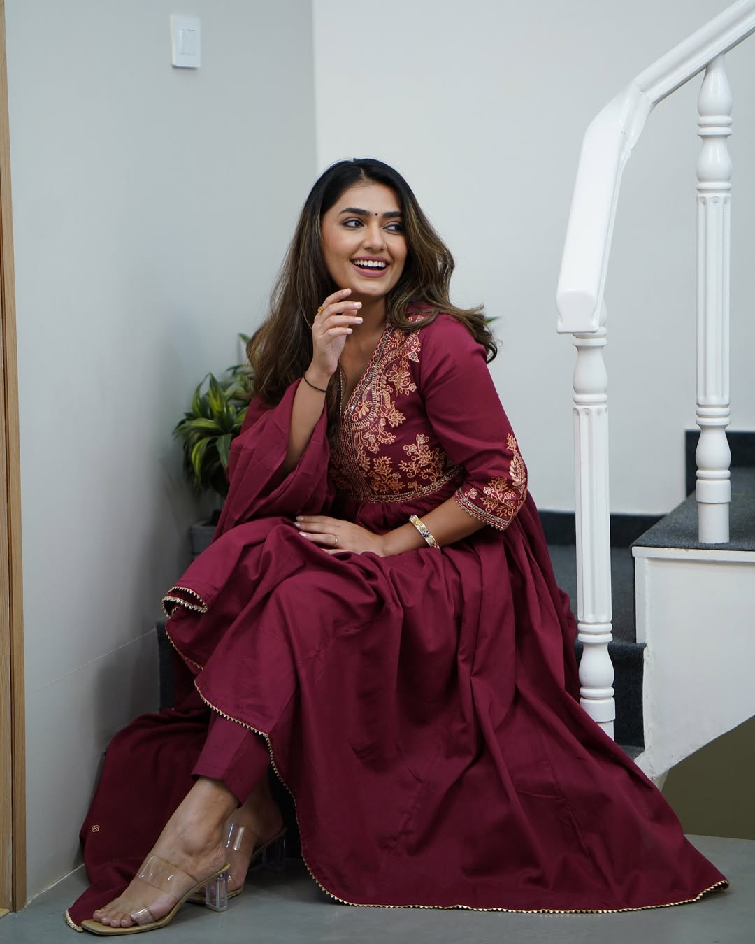 Anarkali Kurta And Pent With Dupatta Set For Woman