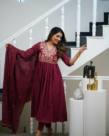 Anarkali Kurta And Pent With Dupatta Set For Woman