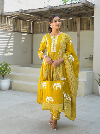 Cotton Embroidered kurta with Pant & Dupatta Set For Women(With Bag)