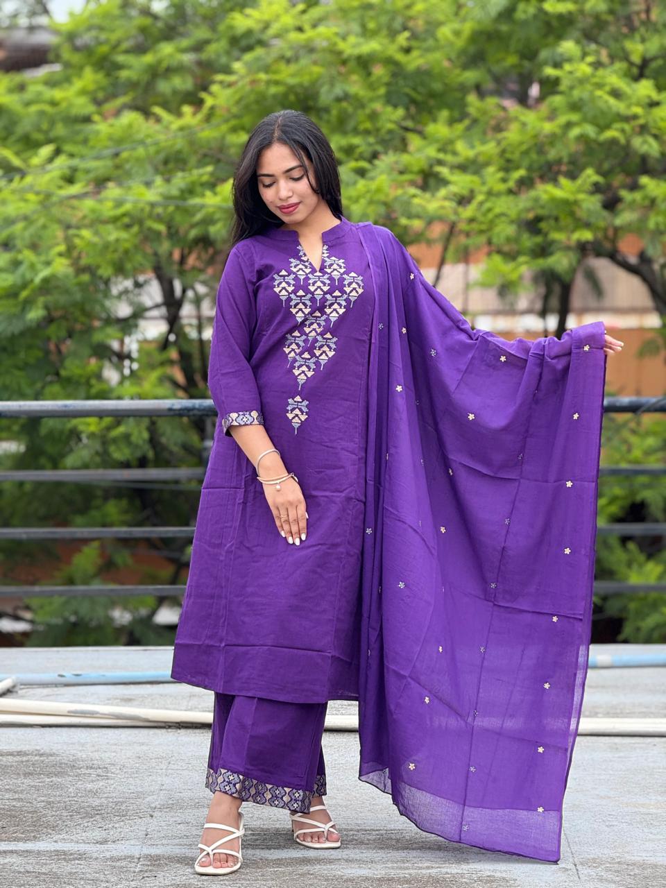 Cotton Embroidered kurta with Pant & Dupatta Set For Women (Pruple)