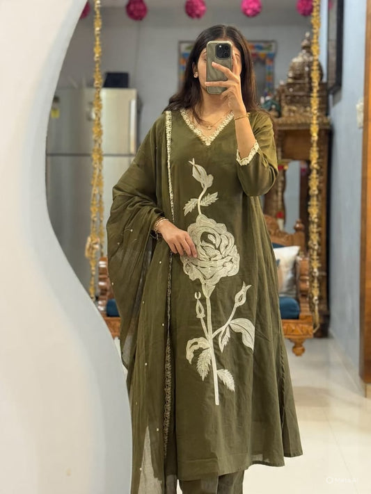Green Hand-Embroidered Heavy Work Kurta