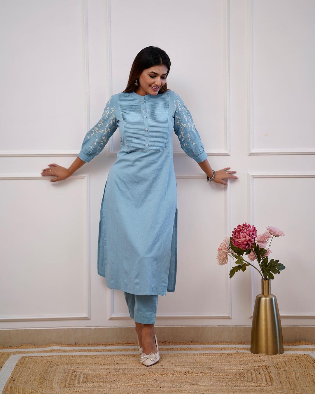 Light Blue Women Cotton Blend Kurta And Pant Set